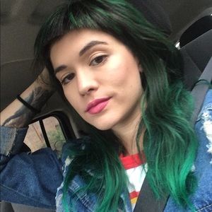 Meet your Posher, Amber